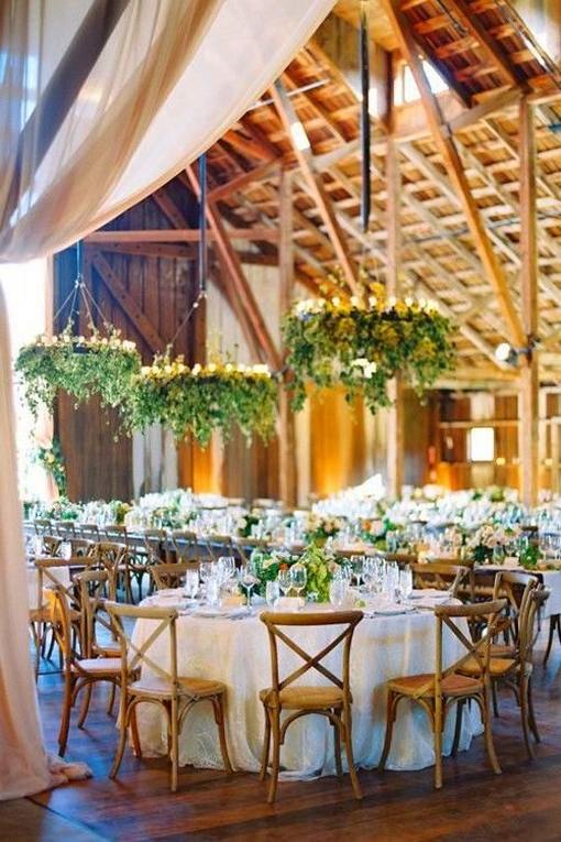 40 Romantic Rustic Barn Wedding Decoration Ideas – Style Female