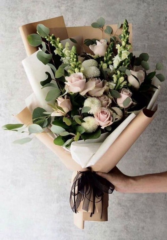 50 Romantic Valentines Flowers You Need to See 17