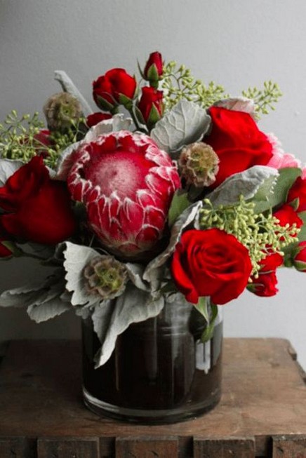 50 Romantic Valentines Flowers You Need to See 36