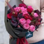 50 Romantic Valentines Flowers You Need to See 42