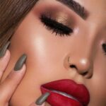 50 Shimmering Eye Makeup for Party Ideas 05