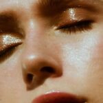 50 Shimmering Eye Makeup for Party Ideas 08