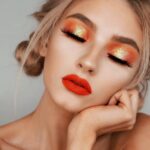 50 Shimmering Eye Makeup for Party Ideas 22