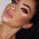 50 Shimmering Eye Makeup for Party Ideas 30