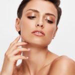 50 Shimmering Eye Makeup for Party Ideas 32