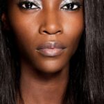 50 Shimmering Eye Makeup for Party Ideas 39