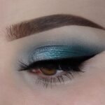 50 Shimmering Eye Makeup for Party Ideas 41