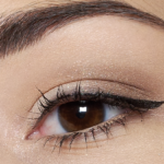 50 Shimmering Eye Makeup for Party Ideas 49