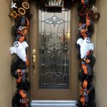60 Nice Home Decor to Make Your House Stand Out This Halloween 33