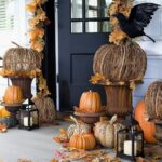 60 Nice Home Decor to Make Your House Stand Out This Halloween 43