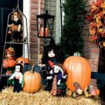 60 Nice Home Decor to Make Your House Stand Out This Halloween 45
