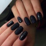 30 Stunning Black Nail Design Ideas 07