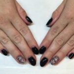 30 Stunning Black Nail Design Ideas 24