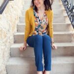 60 Stylish Cardigan Outfit Inspiration for Work 06