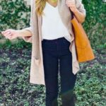 60 Stylish Cardigan Outfit Inspiration for Work 12