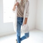 60 Stylish Cardigan Outfit Inspiration for Work 23