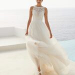70 The Most Perfect Beach Wedding Dress Ideas 33