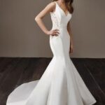 80 Beautiful Mermaid Wedding Dress Ideas For Brides03