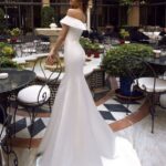 80 Beautiful Mermaid Wedding Dress Ideas For Brides35