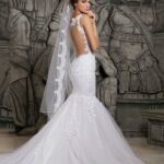 80 Beautiful Mermaid Wedding Dress Ideas For Brides50