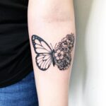 30 Ideas Butterflies Tattoo Designs for Women 23