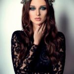 35 Creative Hairstyles for Christmas Party Ideas 07