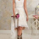 40 Elegant Short Dress With High Boots Ideas 14