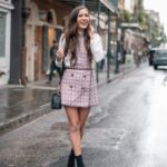 40 Elegant Short Dress With High Boots Ideas 38