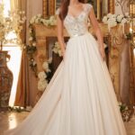40 Luxury Ball Gown Wedding Dresses Ideas 06