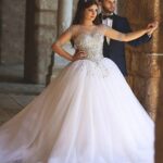 40 Luxury Ball Gown Wedding Dresses Ideas 25