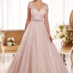40 Luxury Ball Gown Wedding Dresses Ideas 35