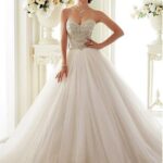 40 Luxury Ball Gown Wedding Dresses Ideas 38