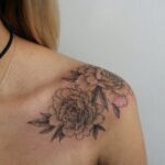 45 Ideas Tattoos for Women On They Chest 40