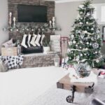 50 Adorable and Modern Christmas Living Room Decoration 06