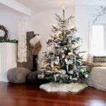 50 Adorable and Modern Christmas Living Room Decoration 07