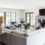 50 Adorable and Modern Christmas Living Room Decoration 14