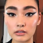 50 Beautiful Cat Eye Makeup You Need To Look Ideas 03