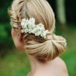 50 Beautiful Hairstyles Ideas for Winter Brides 30