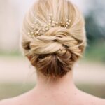 50 Beautiful Hairstyles Ideas for Winter Brides 33