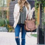 50 Comfortable Fall Outfits with Jeans for Women Ideas 10