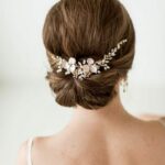 50 Winter Wedding Hair accessories for Women Ideas 23