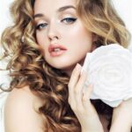 60 Curly Wedding Hairstyles for Bridal Ideas 26