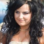 60 Curly Wedding Hairstyles for Bridal Ideas 46