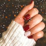 60 Easy and Simple Christmas Nail Designs Ideas 01