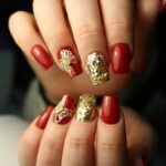 60 Easy and Simple Christmas Nail Designs Ideas 03