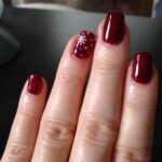 60 Easy and Simple Christmas Nail Designs Ideas 19