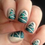 60 Easy and Simple Christmas Nail Designs Ideas 42