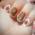 60 Easy and Simple Christmas Nail Designs Ideas 47