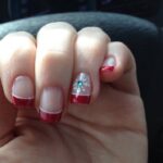 60 Easy and Simple Christmas Nail Designs Ideas 58