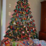 60 The Most Elegant Creative DIY Christmas Tree Ideas You Need to Copy 35